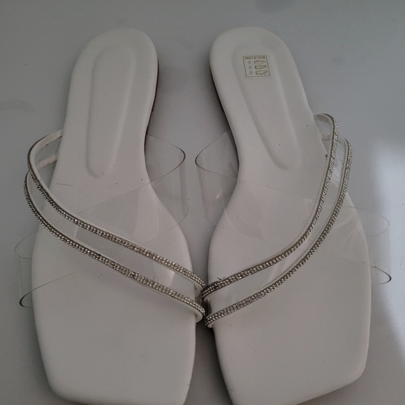 White Sandals - Picture 1 of 1